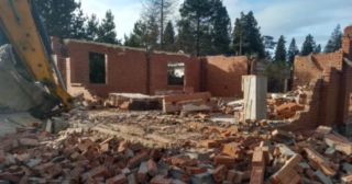 Демонтаж 1 этажного дома Симферополь, цена от 1615 руб.