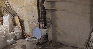 Демонтаж сантехкабины в панельном доме - цена от 1042 рублей | Сварной-Смф